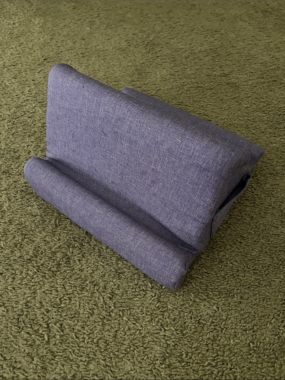 Duo Classic Dual-Angle Memory Foam Tablet Pillow w/ Storage